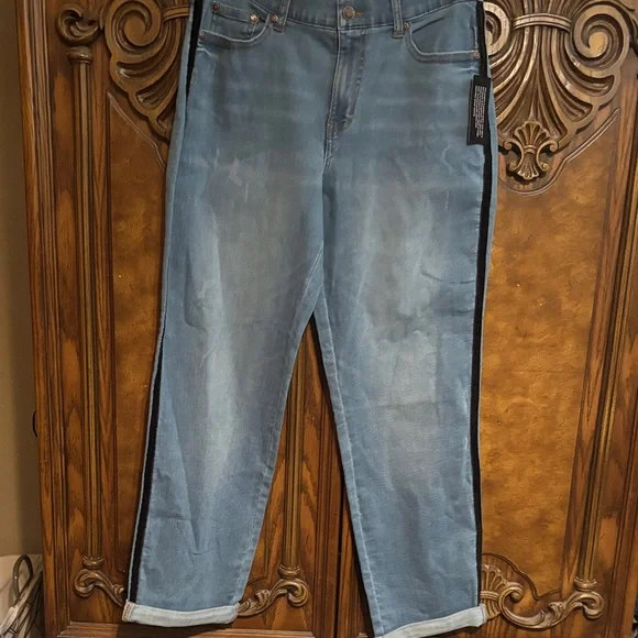 Classic Light Blue Straight Leg Jeans - Picture 2 of 9